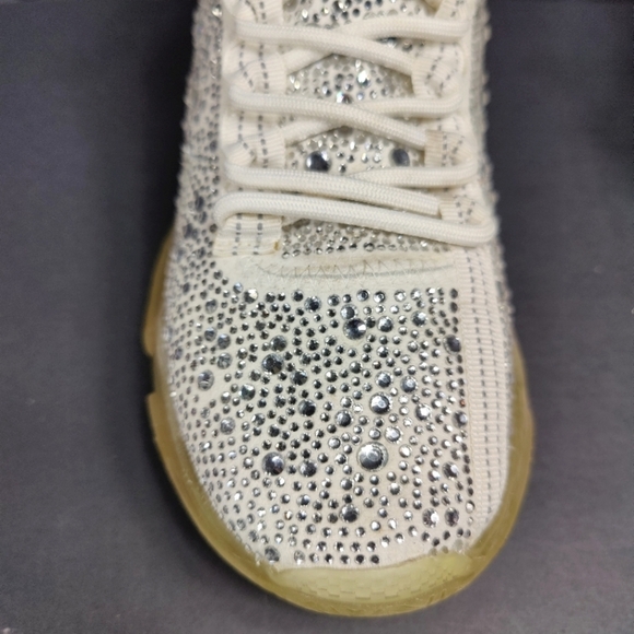 Steve Madden Women's Maxima Rhinestone Sneakes Off White Platform Shoes Size 9.5 - Picture 7 of 11